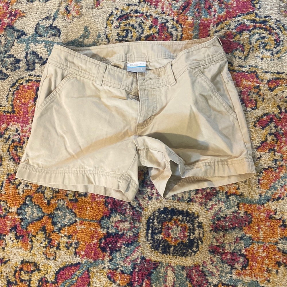 Columbia shorts